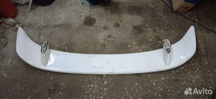 Спойлер на иномарку