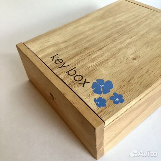 Ключница настенная из дерева