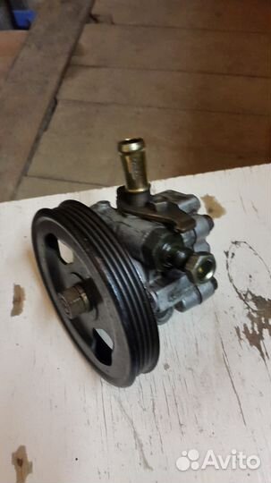 Насос гур Mitsubishi MR448507