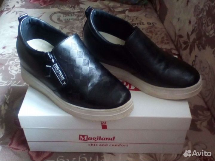 Ботинки женские