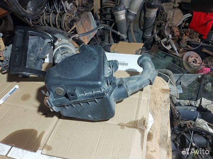 Корпус воздушного фильтра для Джили Мк Кросс