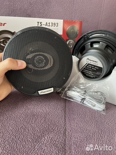 Динамики 13 см pioneer 300W новые