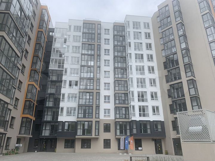 3-к. квартира, 54,8 м², 1/10 эт.