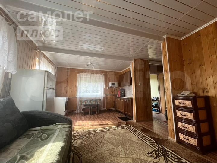 Дом 63,6 м² на участке 6 сот.