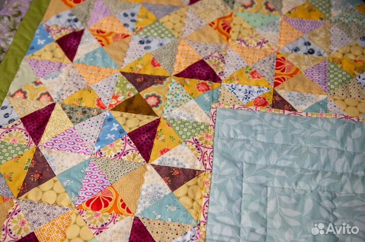 Одеяло ручной работы (пэчворк)