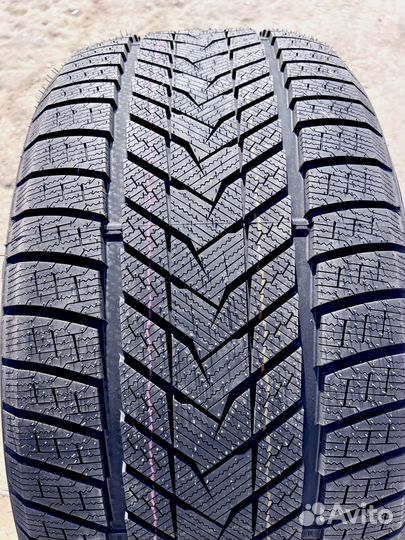 iLink SnowGripper II 275/45 R20 122U