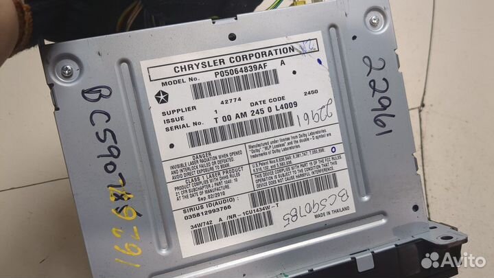 Магнитола Jeep Grand Cherokee, 2011