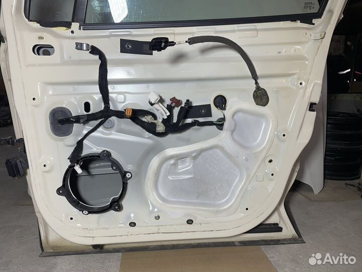 Дверь передняя правая Renault Kaptur. В сборе