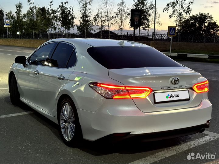 Toyota Camry 2.5 AT, 2019, 140 000 км