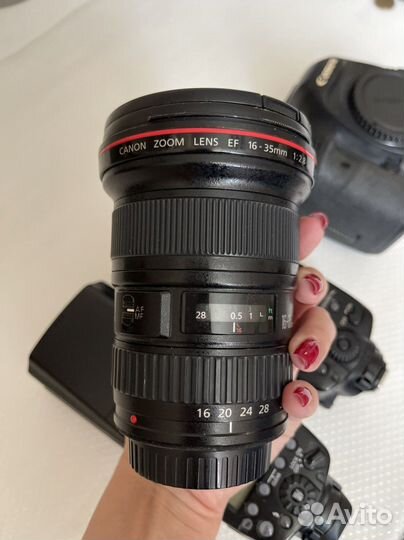 Зеркальный фотоаппарат canon 5 d mark 3