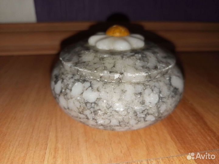 Шкатулка из натурального камня