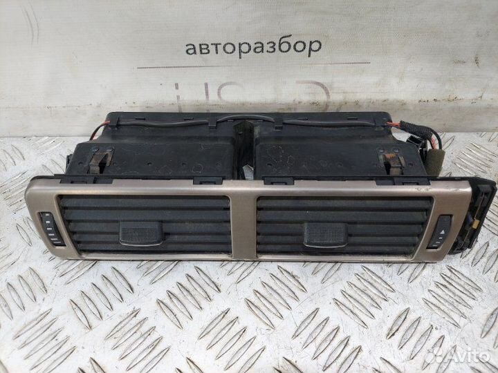 Воздуховод передний Audi A6 C5 2.4 ALF 1998