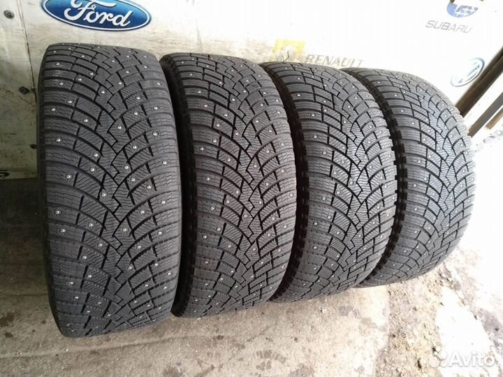Pirelli Scorpion Ice Zero 2 315/40 R21 и 285/45 R21 115H