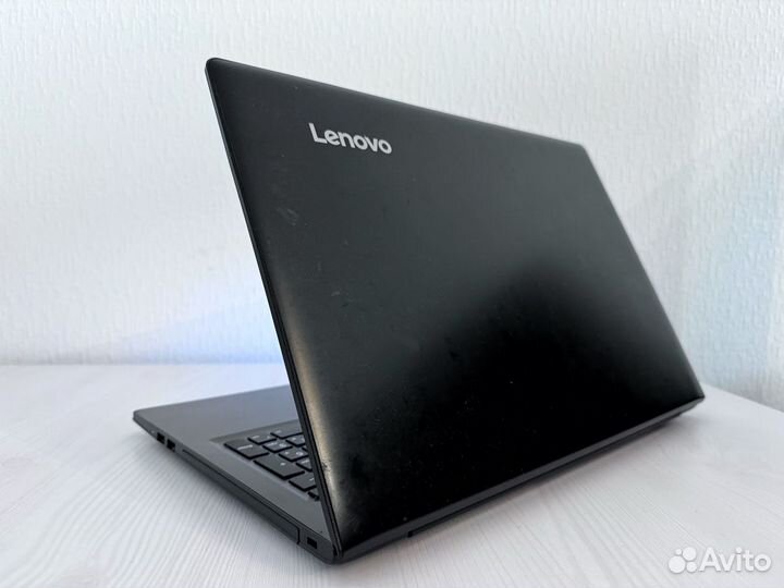 Lenovo(FullHD i3-6006/GT920/6gb/SSD)