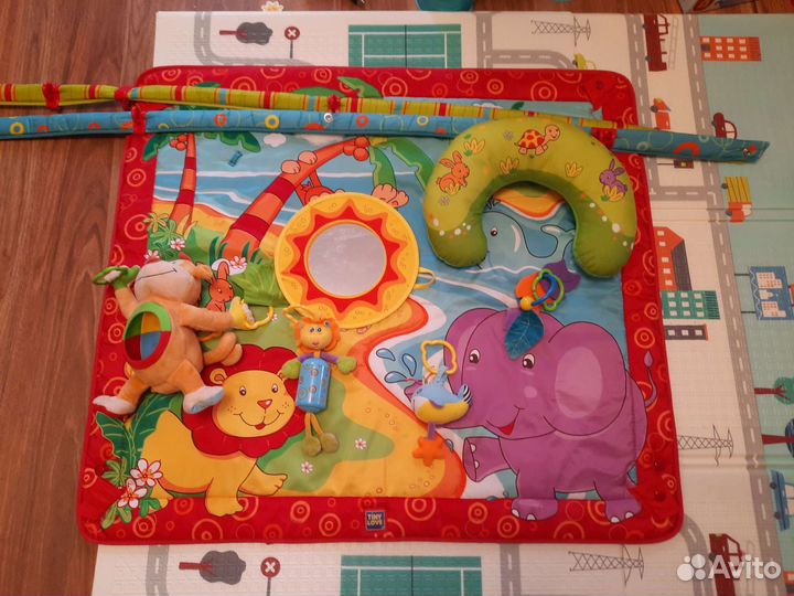 Развивающий коврик tiny love