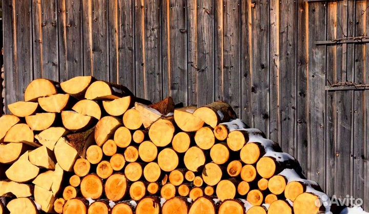 Дрова рядом