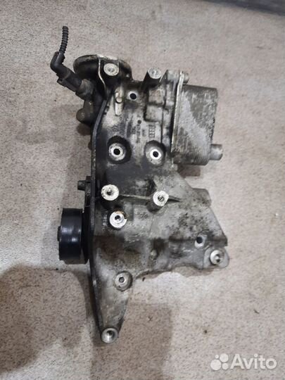 Кронштейн генератора в сборе для 1.8 tfsi BZB CDA