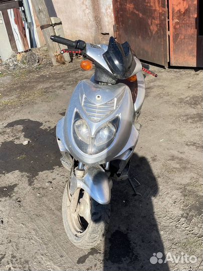 Скутер Racer Lupus