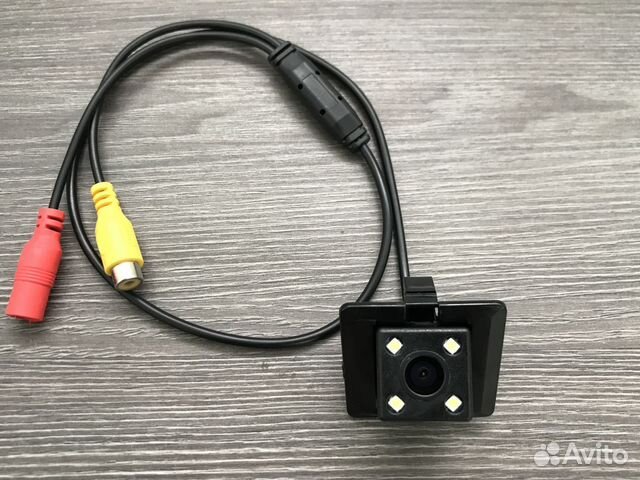 Камера заднего вида для Renault Duster 2021+