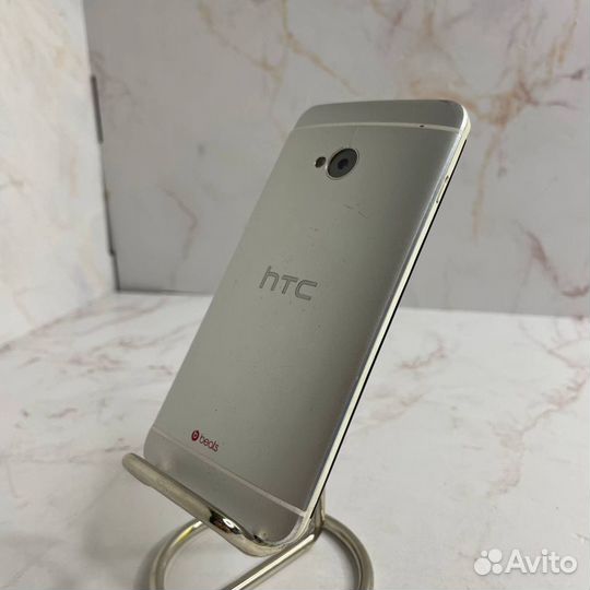 HTC One Dual Sim, 2/32 ГБ