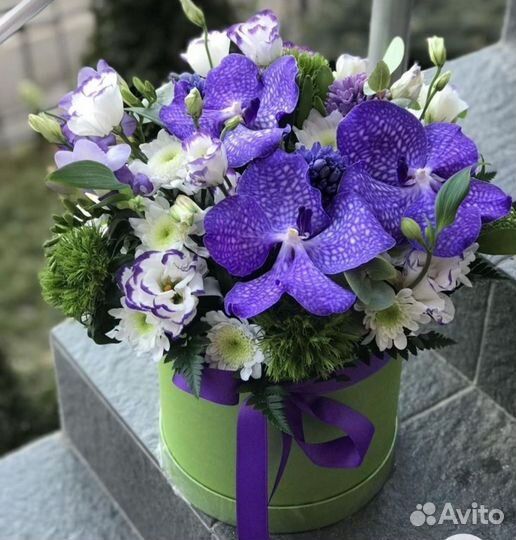 Шляпные коробки из цветов