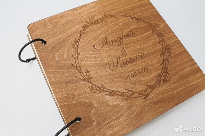 Лазерная гравировка и резка металла дерева кожи