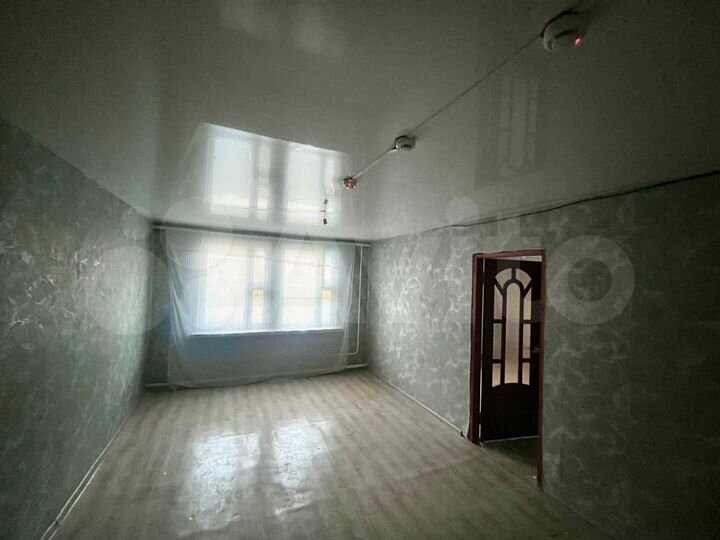 Квартира-студия, 100 м², 1/1 эт.