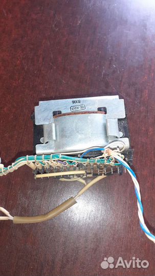 От Комета 225с-2, трансформатор и корпус