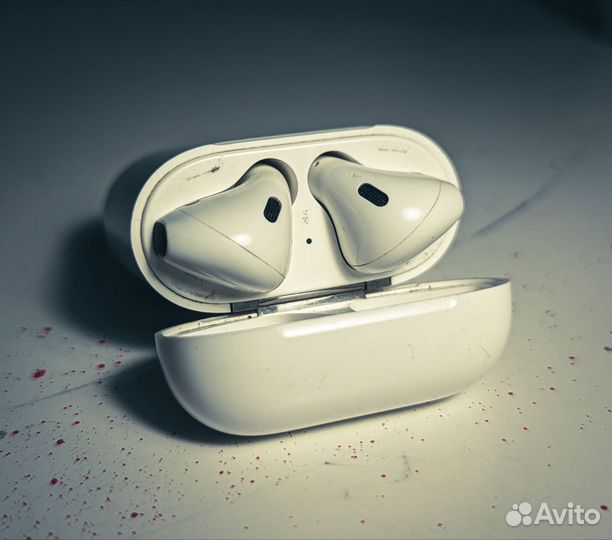 Беспроводные наушники apple airpods
