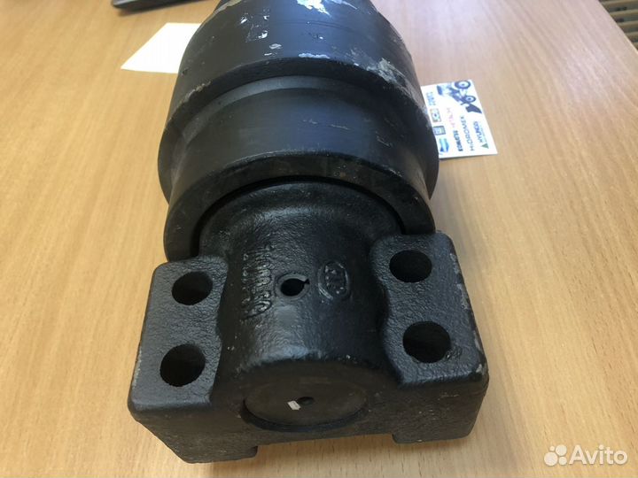 Каток поддерживающий hitachi 9302198