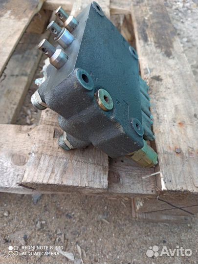 Гидравлический распределитель (BT C3E150)