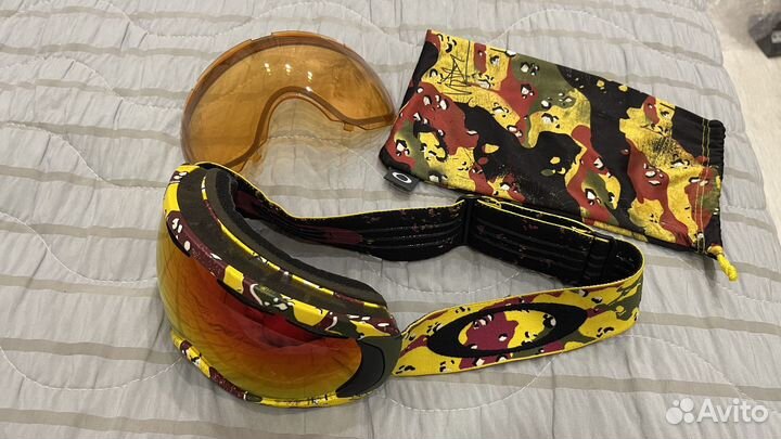 Горнолыжная маска Oakley Canopy