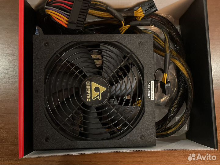 Блок питания Chieftek GPS-1000C 1000W Gold 80