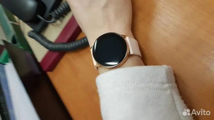 Смарт-часы Samsung Galaxy Watch Active