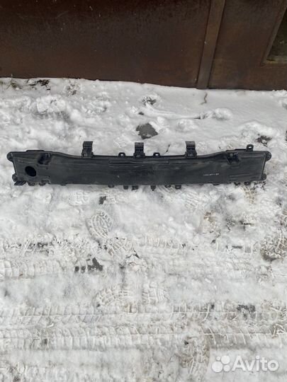 Усилитель заднего бампера hyundai Tucson