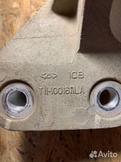 Кронштейн опоры двигателя Chery Tiggo T11 sqre4G16