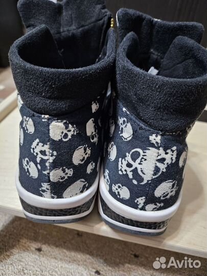 Демисезонные ботинки (кроссовки)