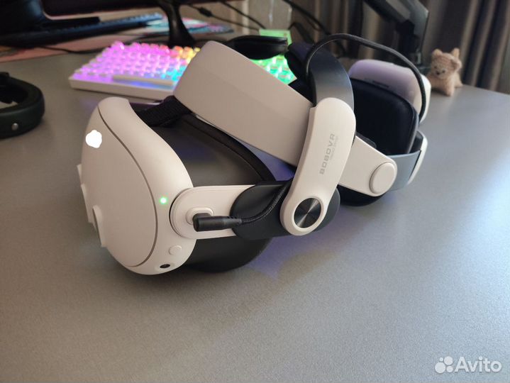 Oculus Quest 3 + bobovr m3 pro (Full) + Case