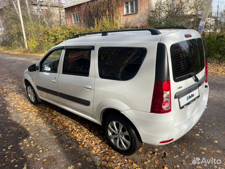 LADA Largus 1.6 МТ, 2013, 111 256 км