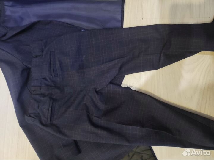 Стильный костюм тройка на 110-116