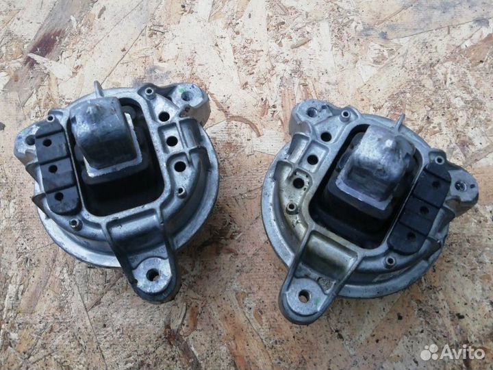 Подушка двигателя бмв BMW f10