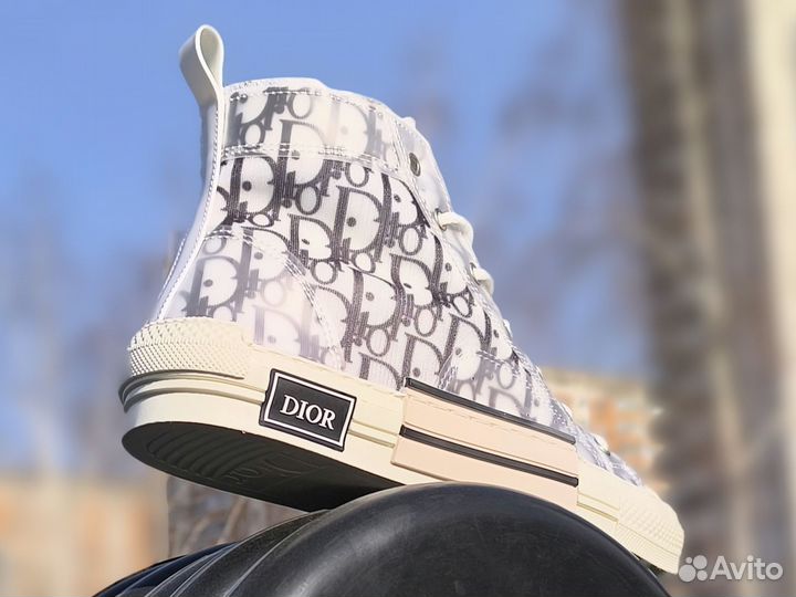 Кроссовки летние Asics Novablas 3