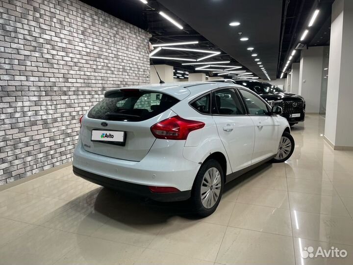 Ford Focus 1.6 AMT, 2015, 135 700 км