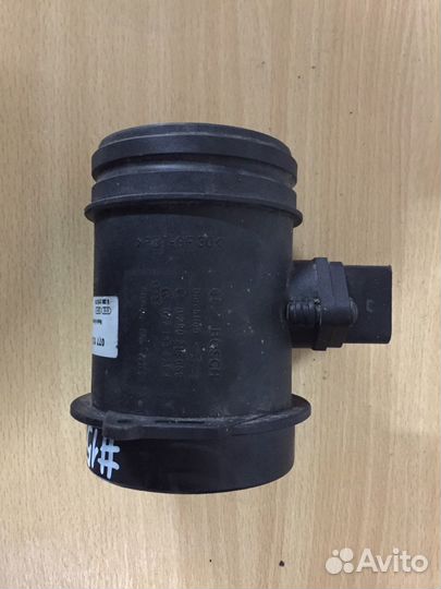 Расходомер воздуха Audi A8