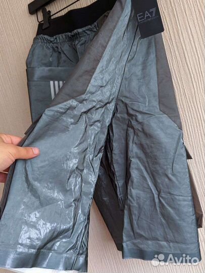 Шорты Бермуды Emporio Armani ea7