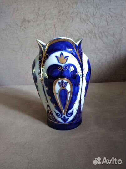 Ваза для цветов кобальт. Кисловодский фз. лфз