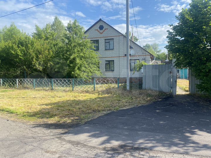 Дом 148 м² на участке 35 сот.