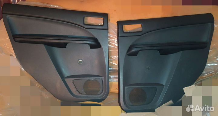 Дверные карты для Ford C-Max дорестайл