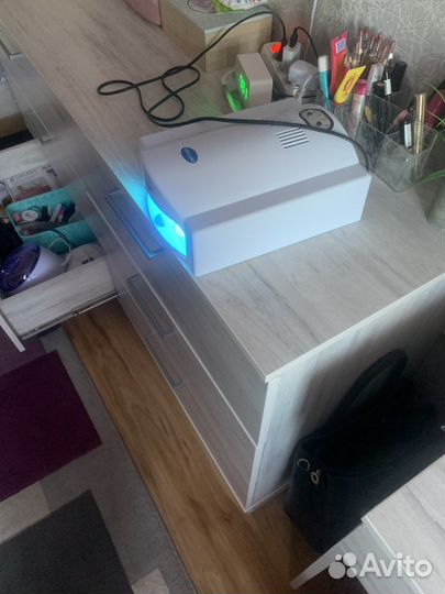 Уф лампа для ногтей и лаки