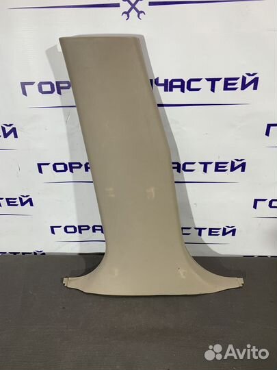 Обшивка средней стойки нижняя левая б/у для Rover